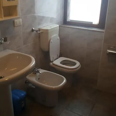 Casa Curti Feriehus Gera Lario
